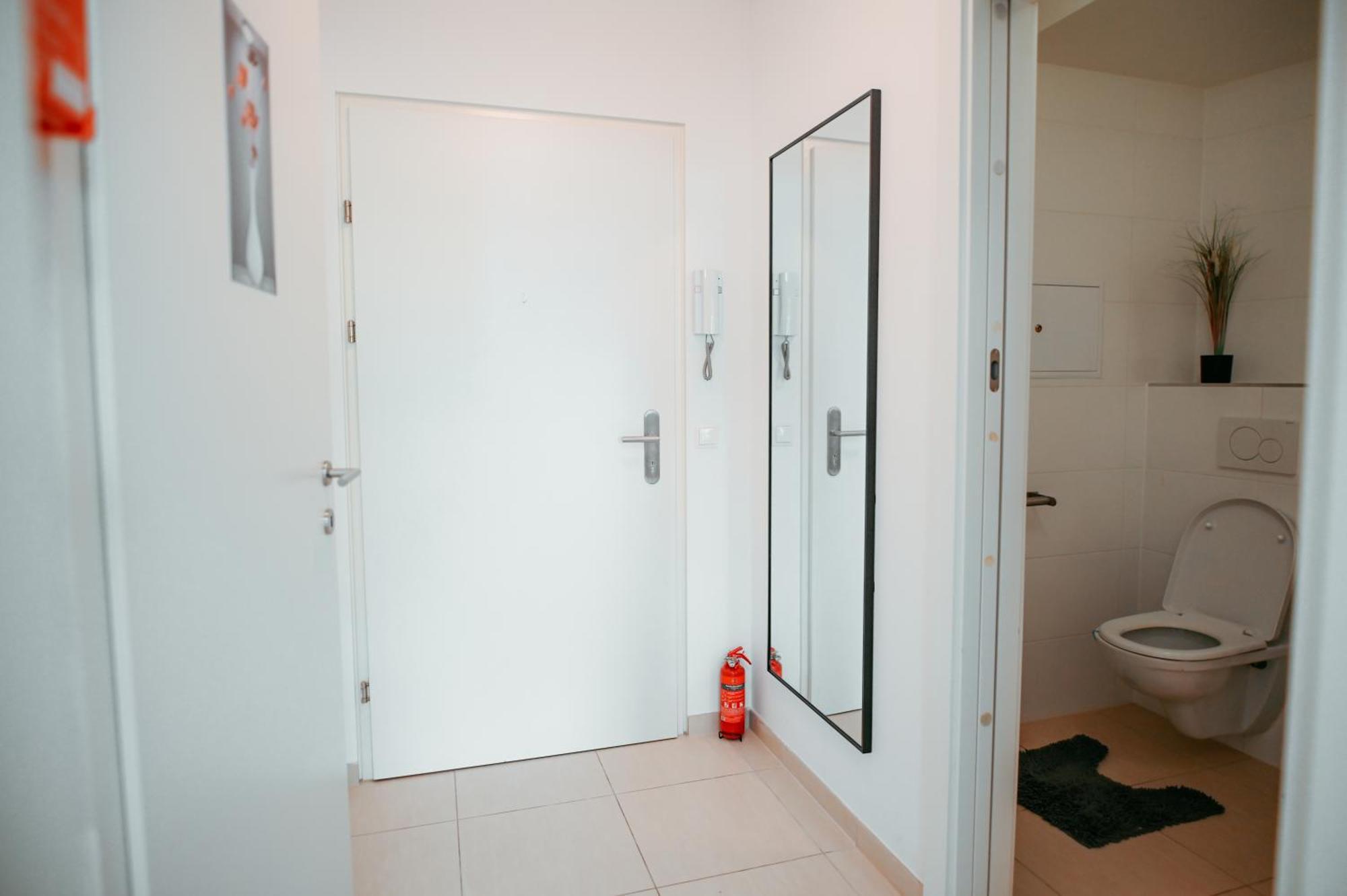 Danube Island Apartment 3 Viena Exterior foto
